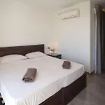 Mosta Apartments *