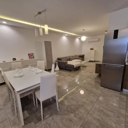 Mosta Apartments * Mosta