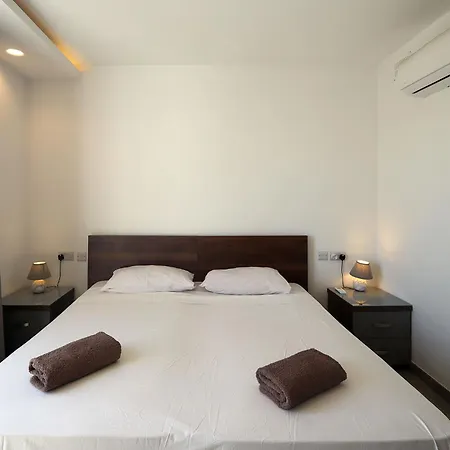 Mosta Apartments *