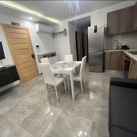 Mosta Apartments *