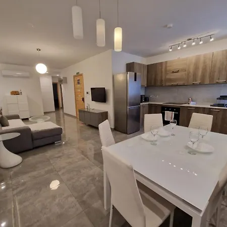 Mosta Apartments شقة *