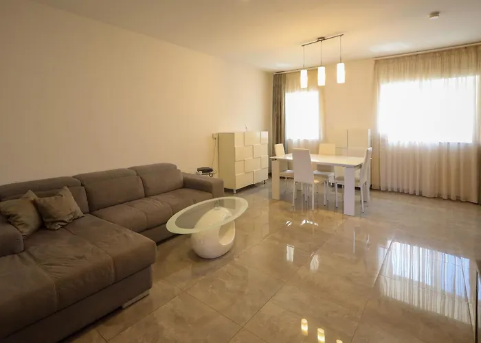 Mosta Apartments Apartman *