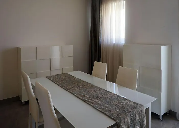 Mosta Apartments * Mosta