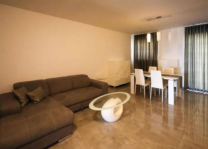 Mosta Apartments Apartment *
